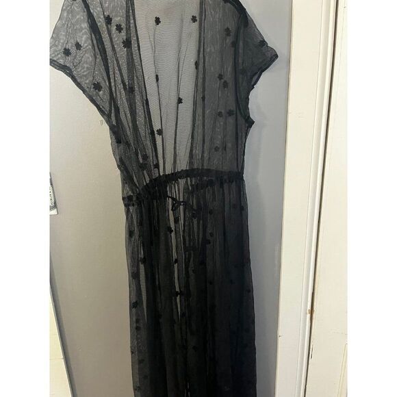 Torrid size 1 2 black lace robe or swim bathing suit cover up - Picture 5 of 5